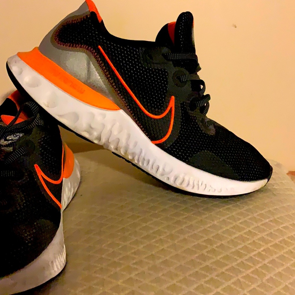 🔥🔥 NIKE RENEW 🔥🔥amazing